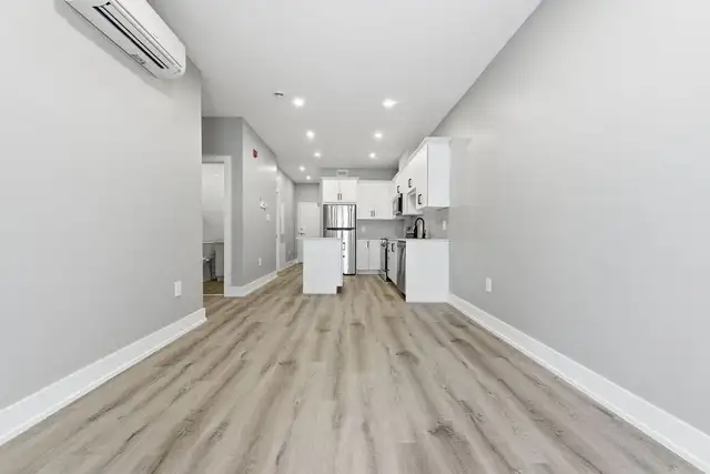 New One Bedroom Plus Den - Photo 3