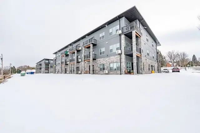 New One Bedroom Plus Den - Photo 9