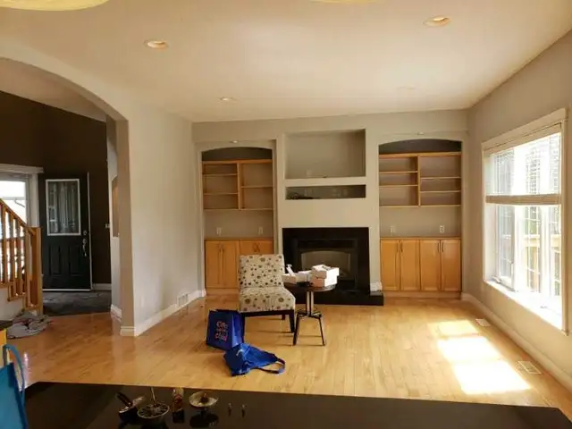 painting services available - Photo 5