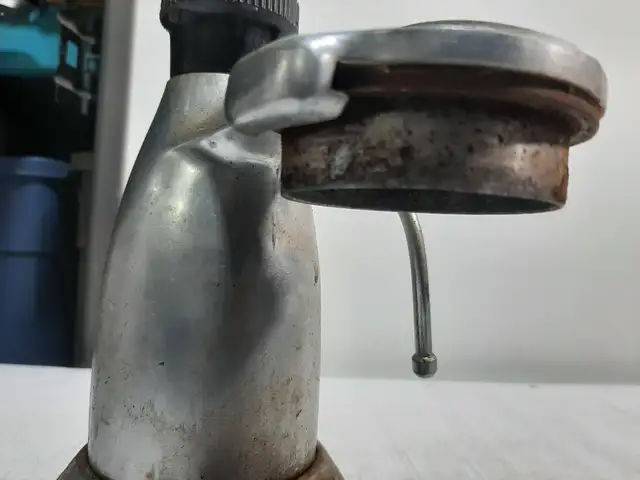 Vintage Espresso Machine - Photo 3