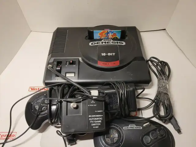 CLASSIC VIDEO GAME CONSOLES READY TO ADD YOUR COLLECTION - Photo 5
