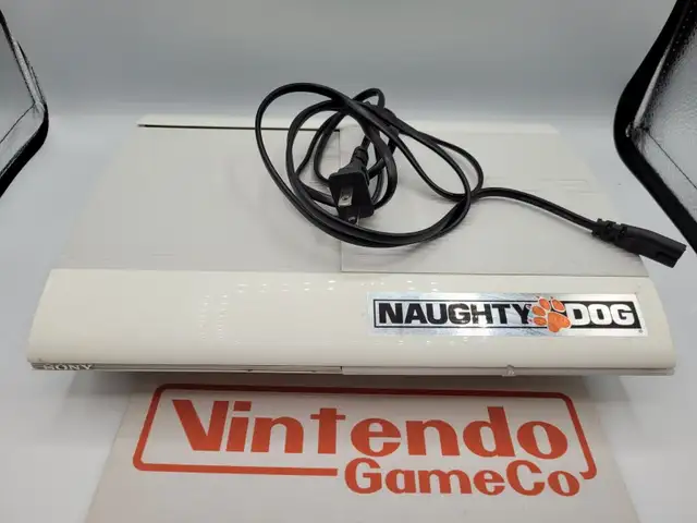 CLASSIC VIDEO GAME CONSOLES READY TO ADD YOUR COLLECTION - Photo 8