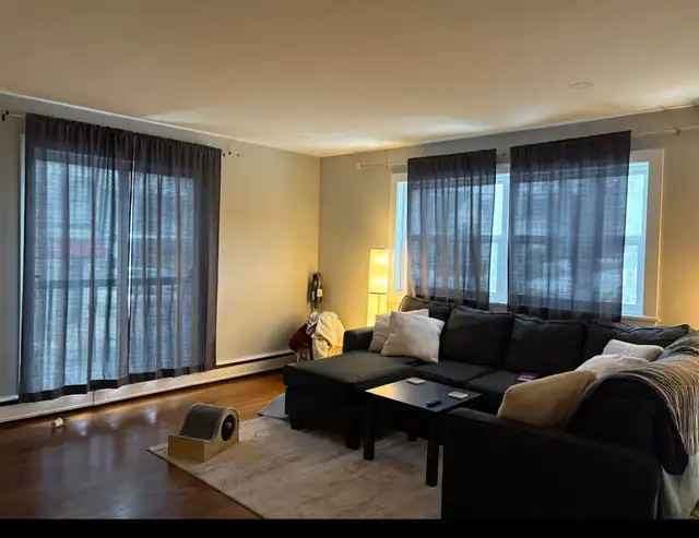 2 bedroom, 1 bathroom apartment - Photo 3