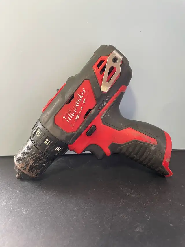 MILWAUKEE 3/8" DRILL DRIVER 2407-20