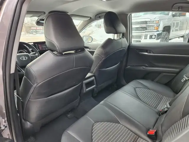 2024 TOYOTA CAMRY SE - Photo 6