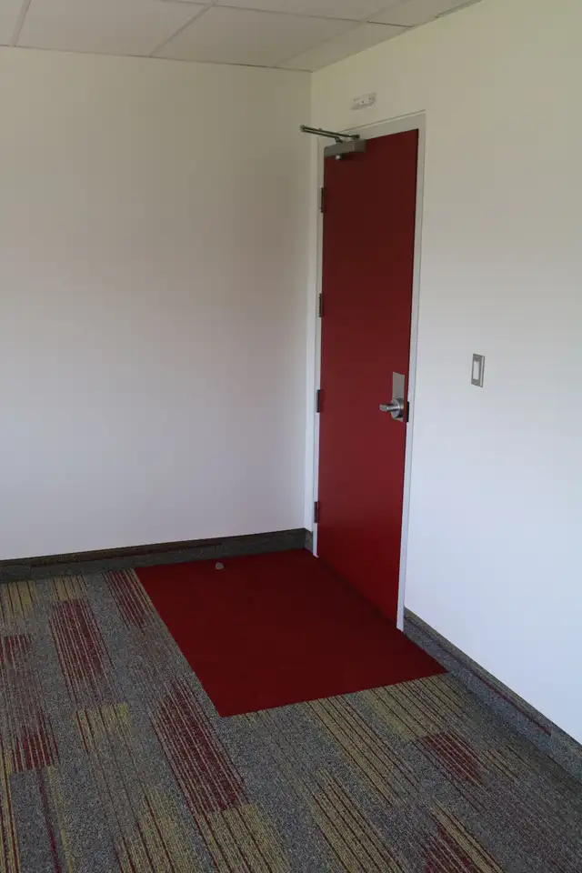 Fantastic Open Concept Office for Growing Team! - Photo 7