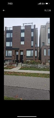 LARGE FURNISHED ROOM DOWNSVIEW YORK UNIV ALL INCLUSIVE $925