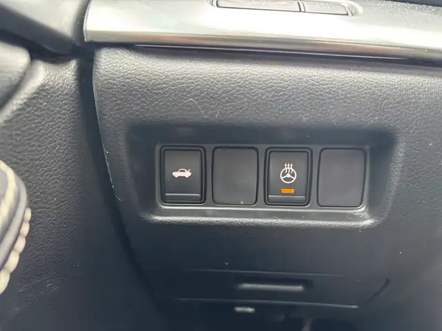 2023 Nissan Maxima SL Sedan • Accident Free CarFax • Pano Roof • - Photo 13