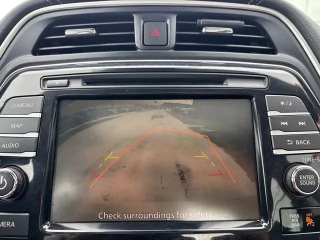 2023 Nissan Maxima SL Sedan • Accident Free CarFax • Pano Roof • - Photo 20