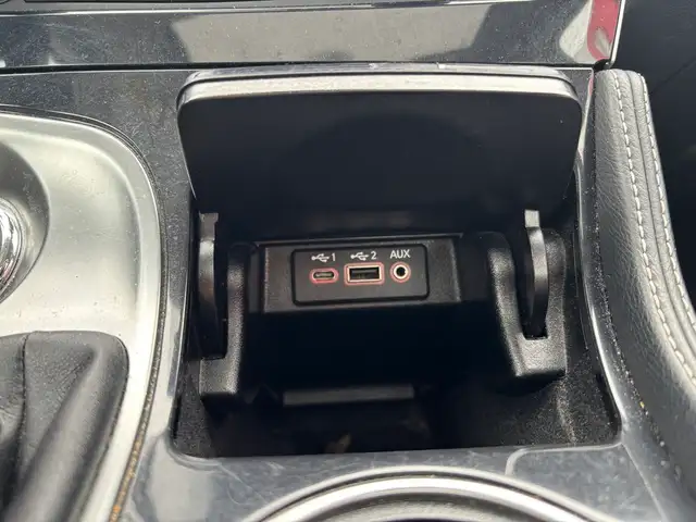 2023 Nissan Maxima SL Sedan • Accident Free CarFax • Pano Roof • - Photo 24