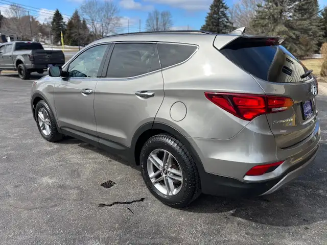 2017 HYUNDAI SANTA FE  SPORT  ALL WHEEL DRIVE  LOADED - Photo 5