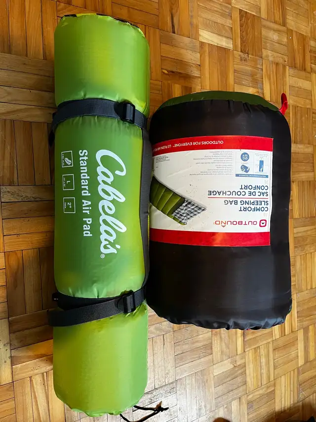 Sleeping bag and air pad