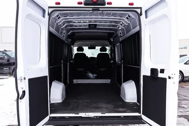 2025 Ram ProMaster Cargo Van TRADESMAN 3500   HIGH ROOF   159 EX - Photo 7