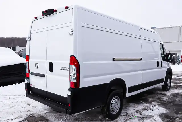 2025 Ram ProMaster Cargo Van TRADESMAN 3500   HIGH ROOF   159 EX - Photo 9