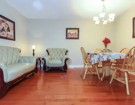 Townhome for rent in Barrhaven Chapman Mills: $2600   utilities - Photo 3