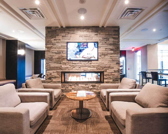 Furnished 3 bed 2 path 1 park at Luxe Condo! - Photo 5