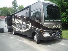 VR2015  classe A  Fleetwood Bounder35KNégociable.CauseSante