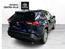 Toyota RAV4 2022Limited AWD - Photo 2
