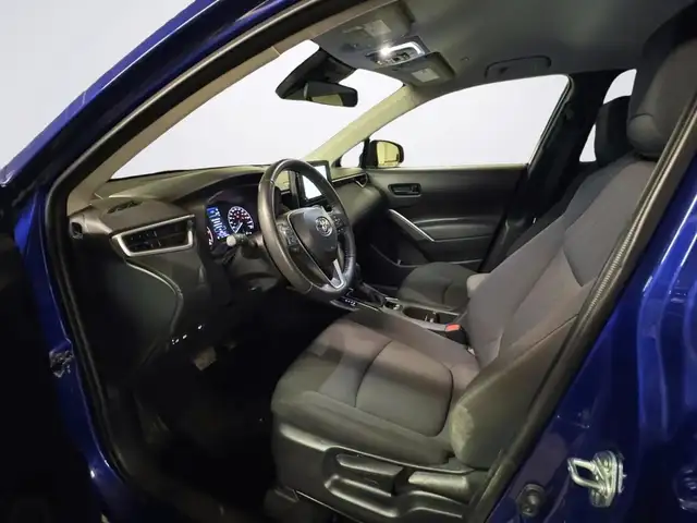 Toyota Corolla Cross 2024LE AWD - Photo 5