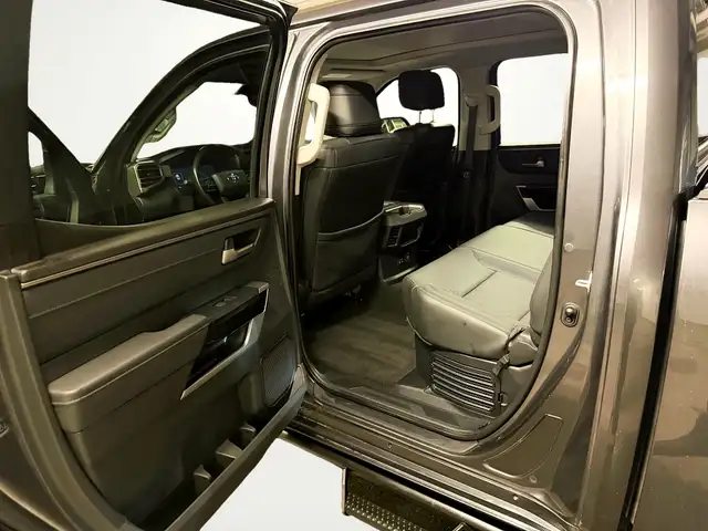 Toyota Tundra 2023Limited CrewMax 4WD Long Bed Hybrid - Photo 5