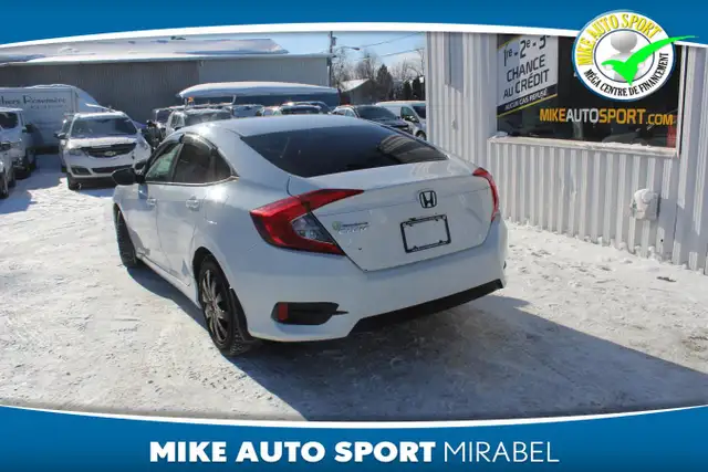 2016 Honda Civic Berline 4 portes, boîte manuelle, LX ! - Photo 3