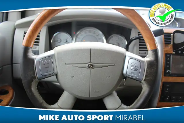 Chrysler Aspen 4 RM, 4 portes, Limited 2009! Pneus d'été avec m - Photo 22