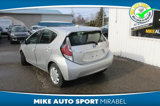 2016 Toyota Prius c Hayon 5 portes! - Photo 3