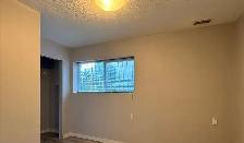 Lower Floor of a Duplex next to Mundy Park for Rent! - Photo 6