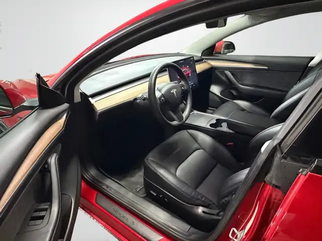 Tesla Model 3 2022 - Photo 5