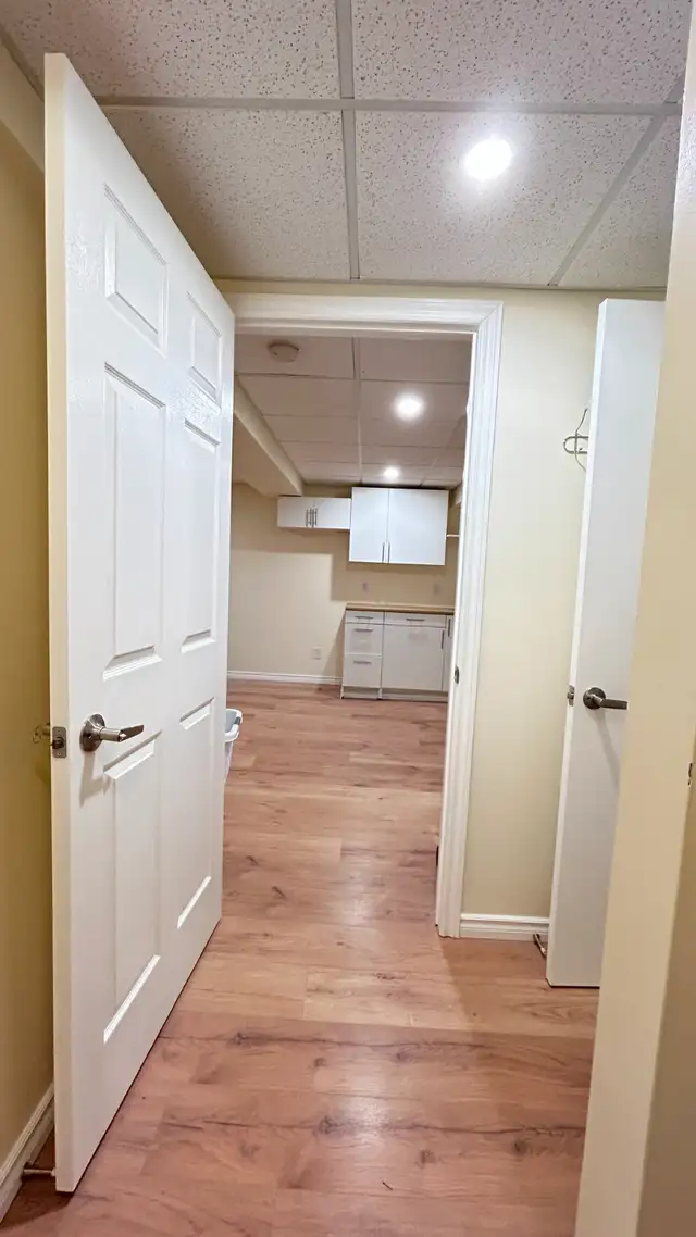 Spacious 2-Bed Townhome by Georgetown GO   Bsmt/AC/Parking Incl! - Photo 13