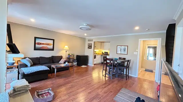 Spacious 2-Bed Townhome by Georgetown GO   Bsmt/AC/Parking Incl! - Photo 16