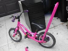 GIRKS SMALL BIKE WITH TRAINING WHEELS