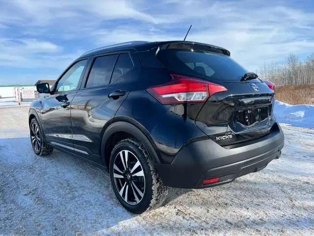 2019 Nissan Kicks S - Photo 2