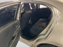 Toyota Yaris 20174D Sedan - Photo 4