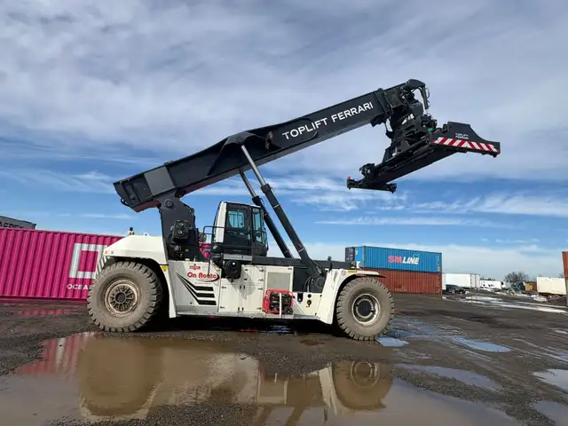 AZ CONTAINER DRIVERS WANTED MTL LOCAL WORK - Photo 3