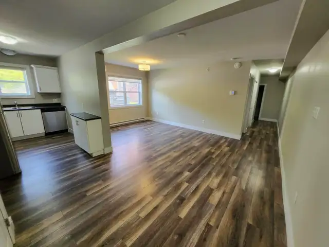 Mitchel Street 2 Bedroom Apartments for Rent! - Photo 7