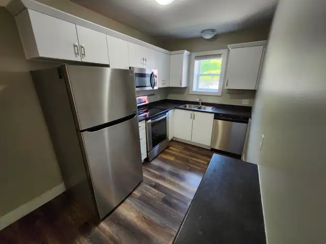 Mitchel Street 2 Bedroom Apartments for Rent! - Photo 9