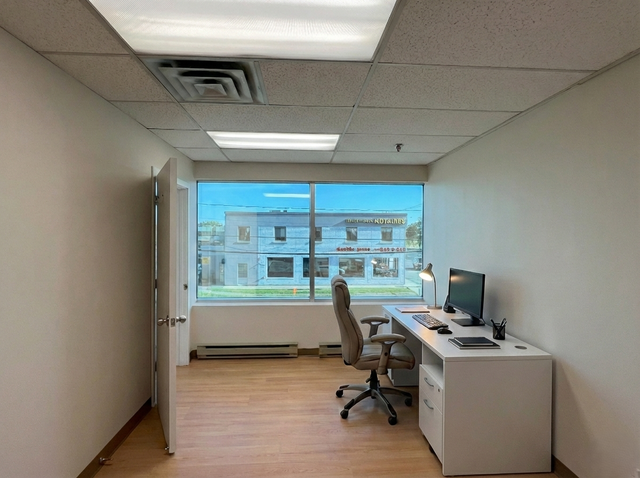 Bureaux À Louer - Brossard - Photo 4