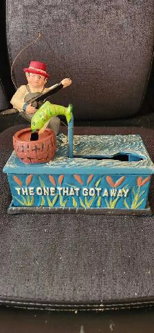 vintage coin bank - Photo 2