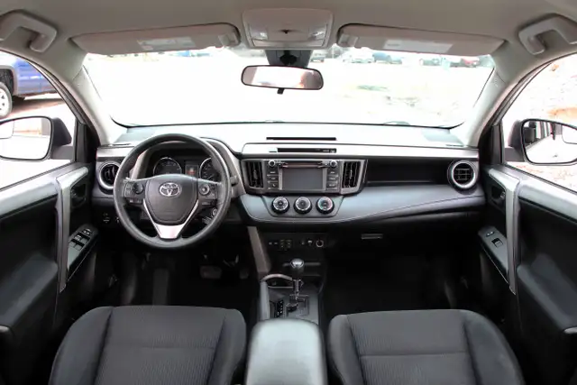 2017 Toyota RAV4 LE Certified 2 Year Warranty - Photo 20