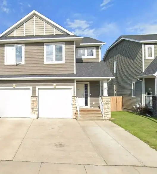 Rental : Located in the beautiful subdivision of Sunnybrook Sout