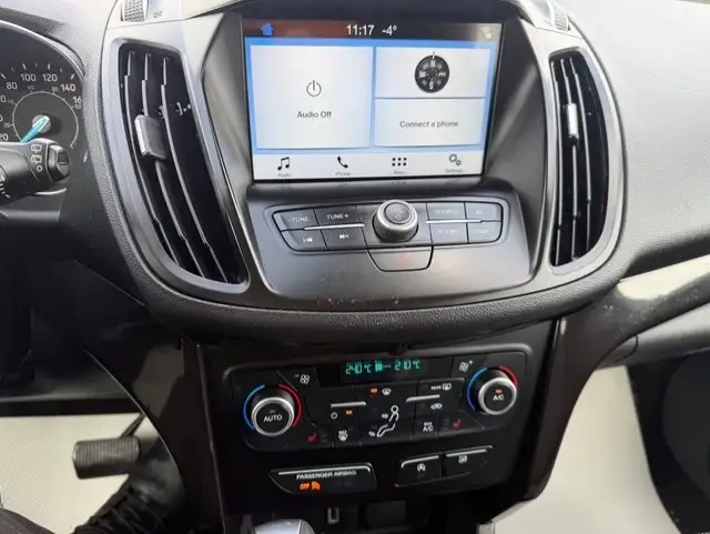 2018 Ford Escape SE / 2 Set of tires and Rims / Low KM 142K - Photo 11