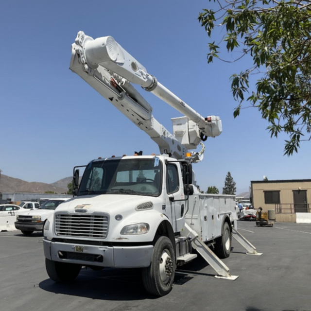 2018 Freightliner M2-106 Altec AM55 Bucket Truck
