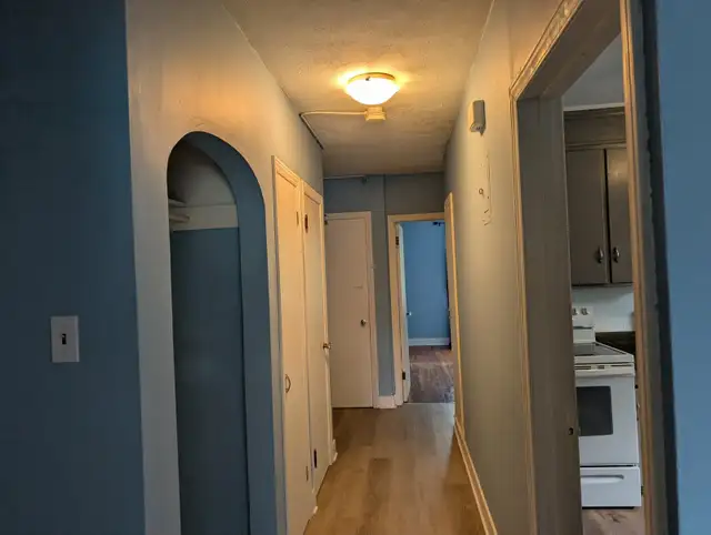 1bedroom 1bath apartment in fourplex - Photo 3