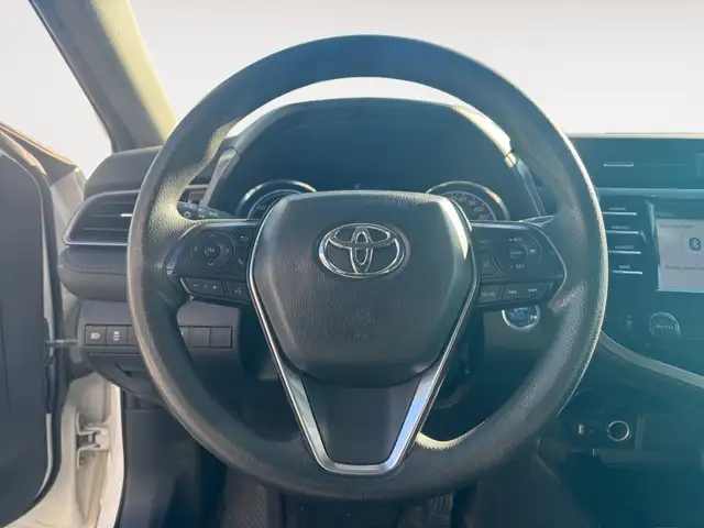 2019 Toyota Camry LE HYBRID BACKUP CAMERA LANE ASSIST HEATED SEA - Photo 16