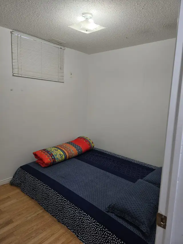 Basement Apartment for Rent - Photo 5