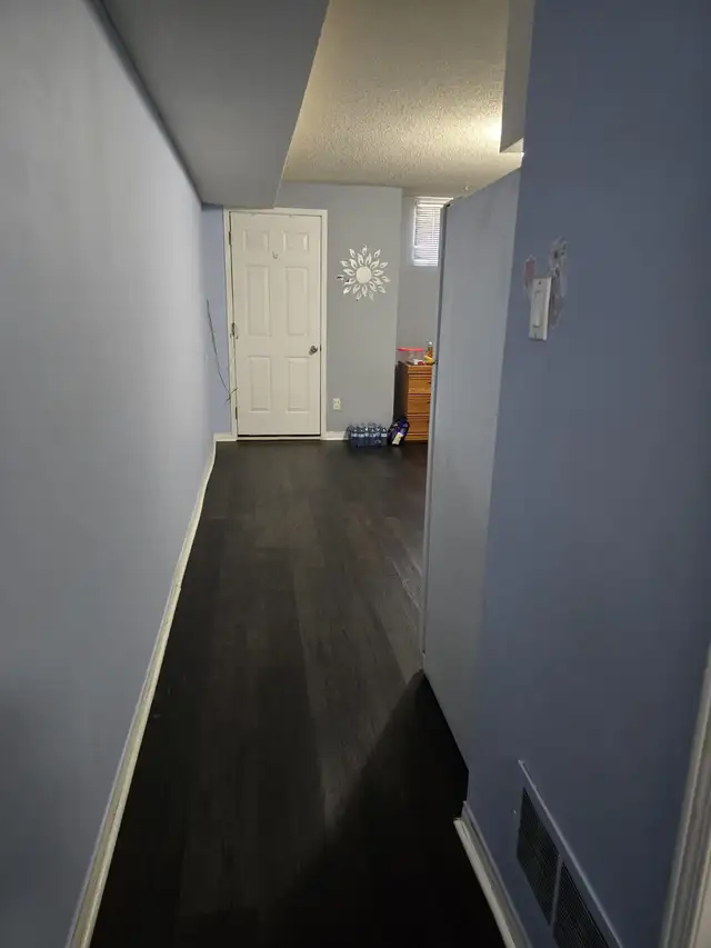 Basement Apartment for Rent - Photo 6