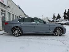 2018 BMW 5 Series| Low Mileage | All Wheel Drive | - Photo 4