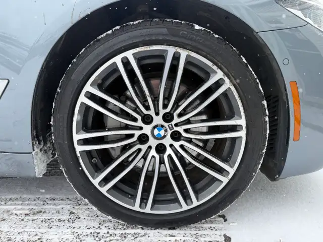 2018 BMW 5 Series| Low Mileage | All Wheel Drive | - Photo 27
