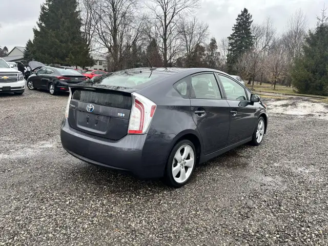 2012 Toyota Prius - Photo 4